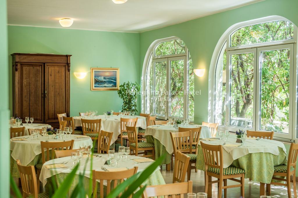 Pellegrino Palace Hotel Vieste Eksteriør bilde